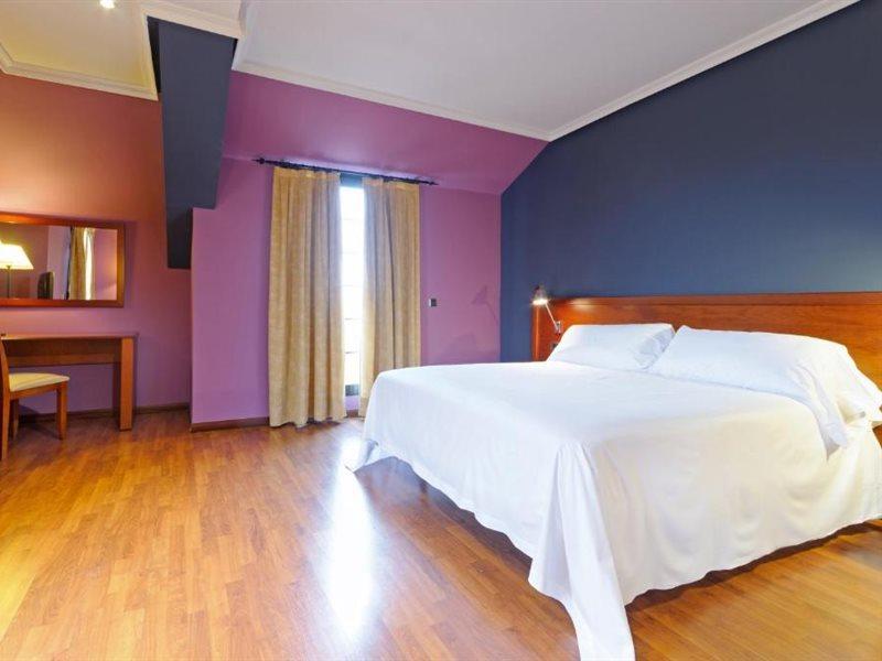 Segovia Sierra De Guadarrama Otel Los Ángeles de San Rafael Dış mekan fotoğraf