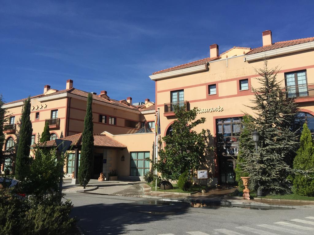 Segovia Sierra De Guadarrama Otel Los Ángeles de San Rafael Dış mekan fotoğraf
